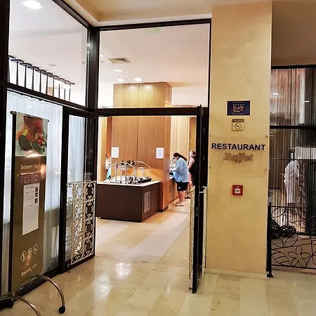 Royal Beach Apartment